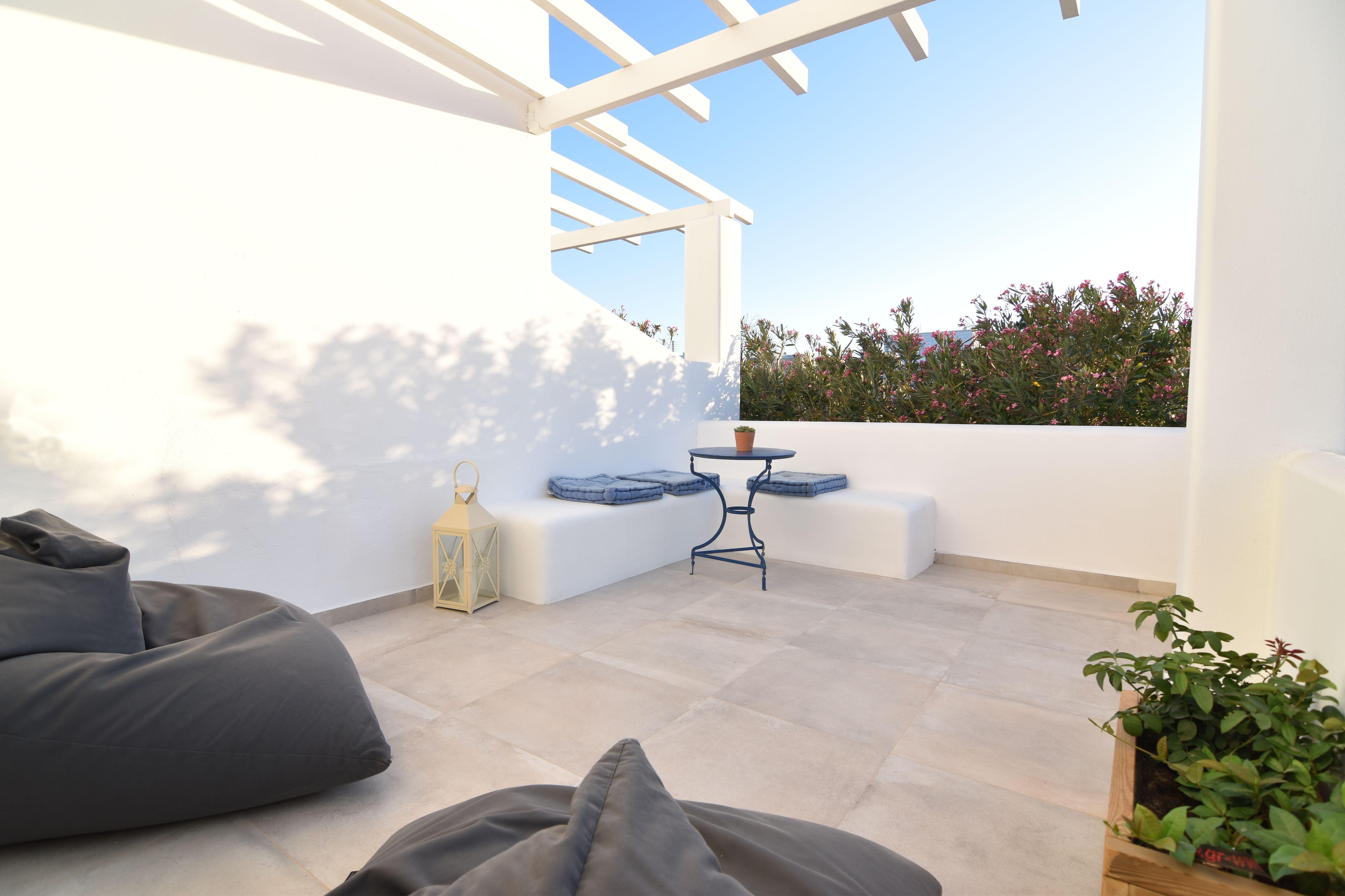 Aegeeis Hotel Perissa  Exterior photo