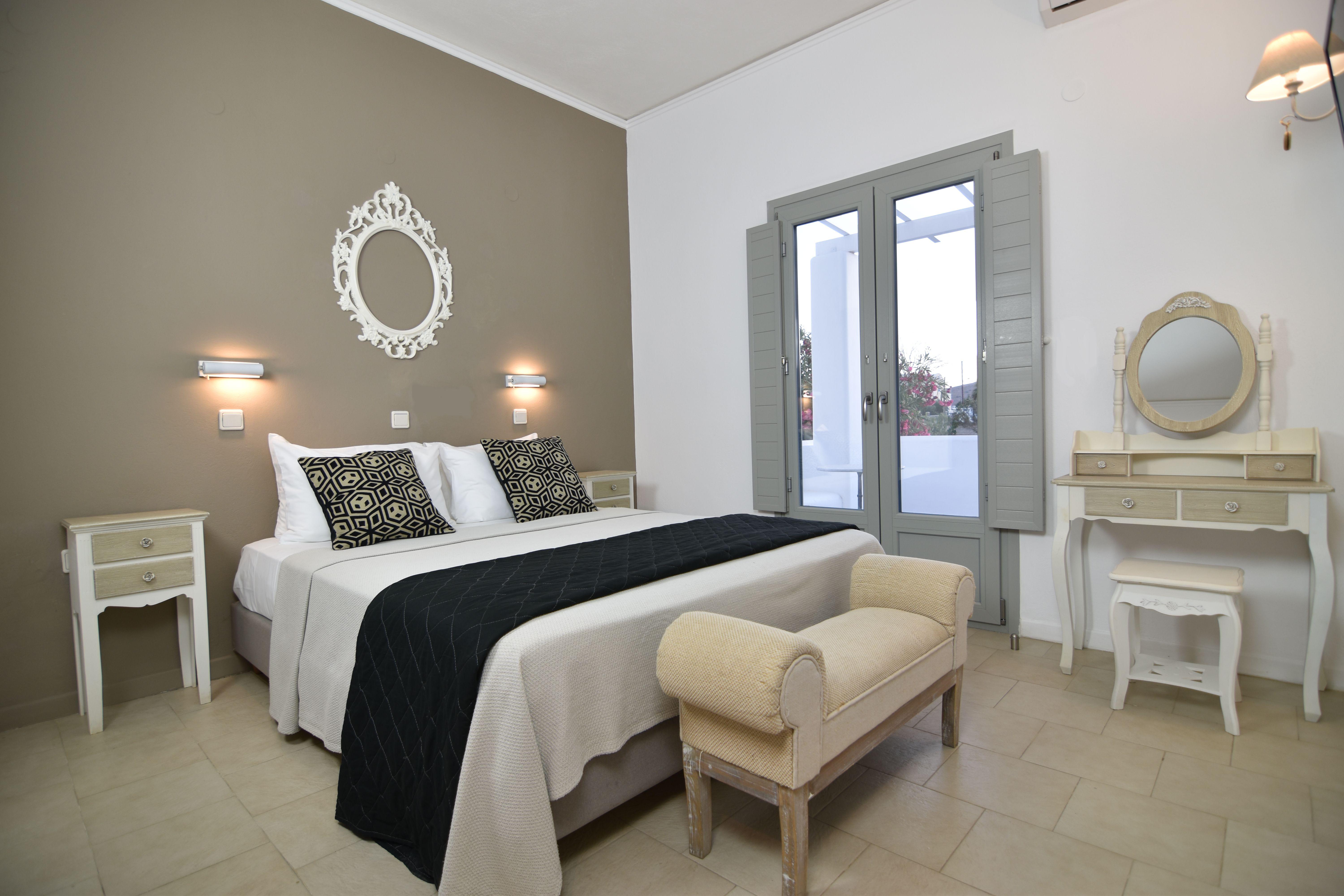 Aegeeis Hotel Perissa  Exterior photo